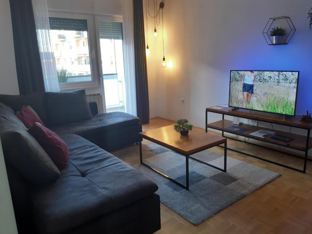 For5 Apartman Ðakovo Kültér fotó
