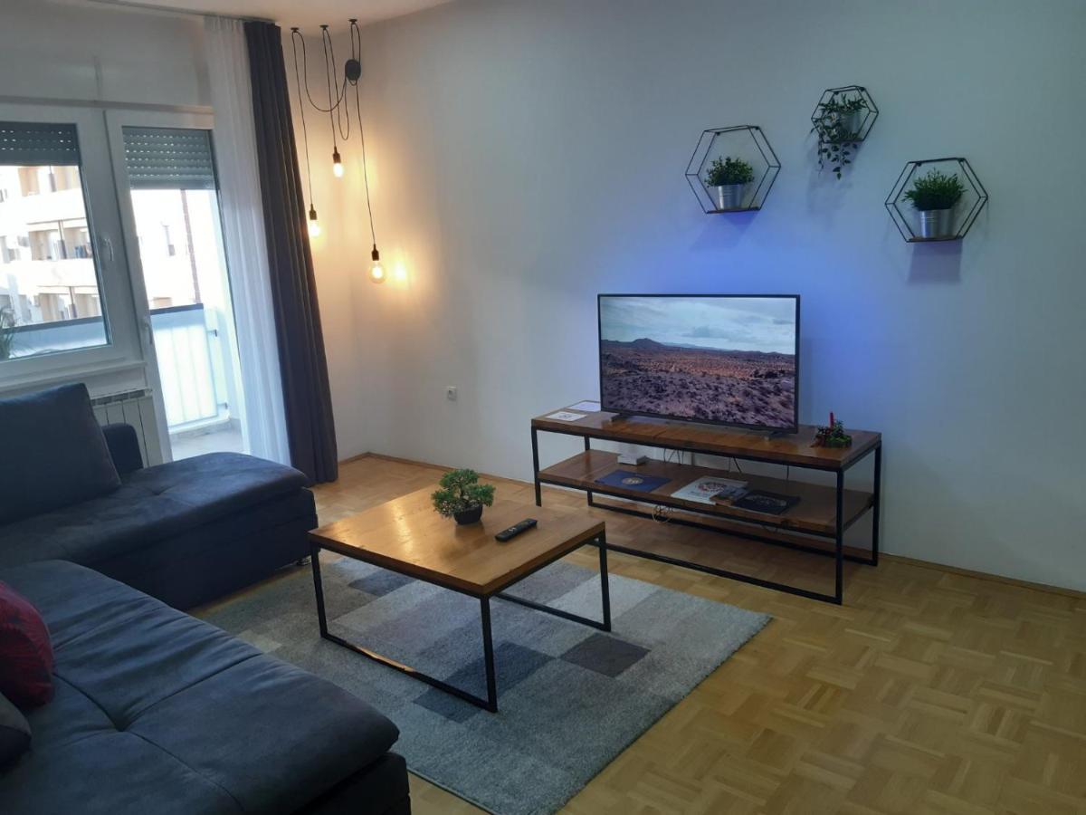 For5 Apartman Ðakovo Kültér fotó