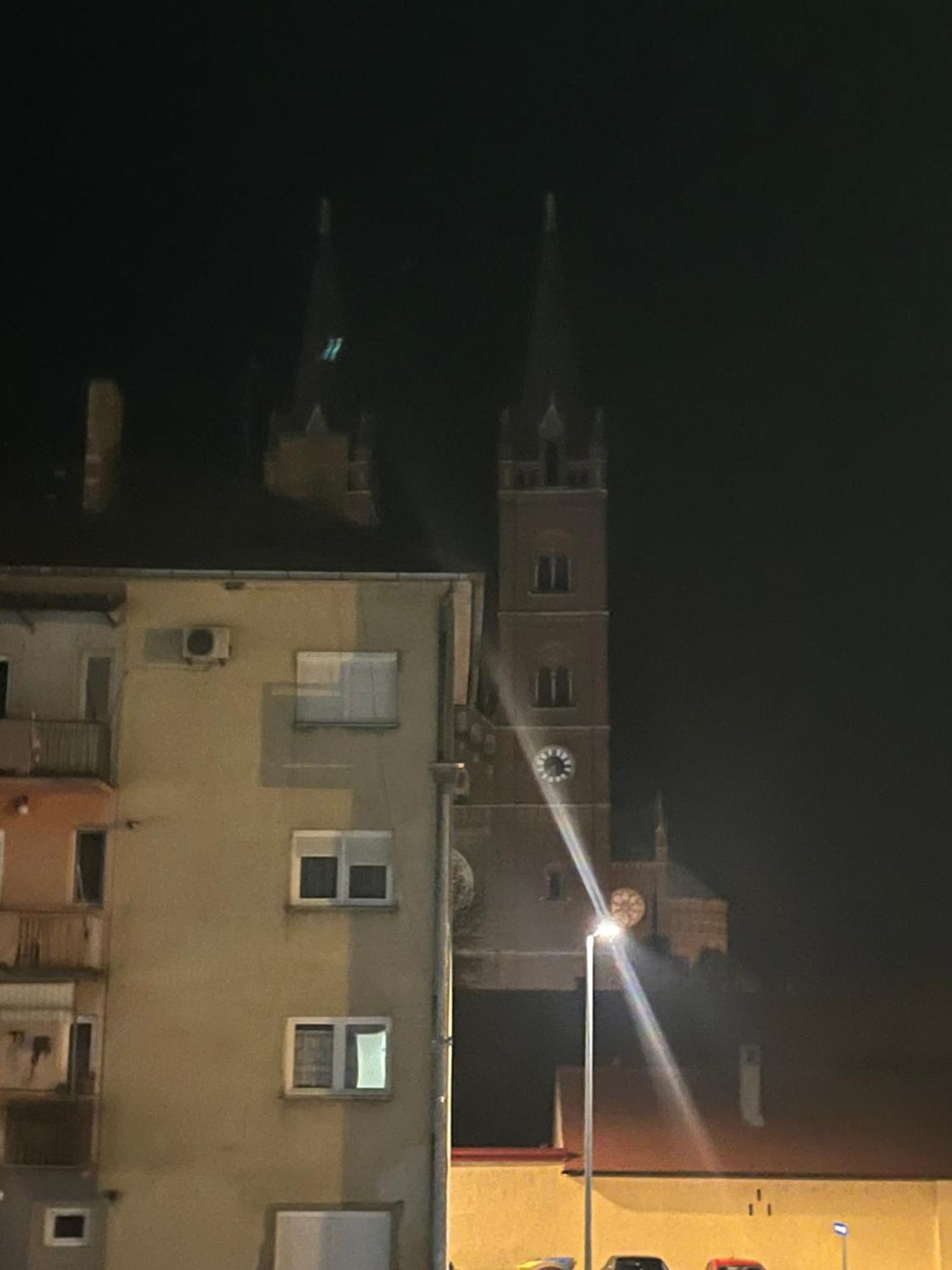 For5 Apartman Ðakovo Kültér fotó