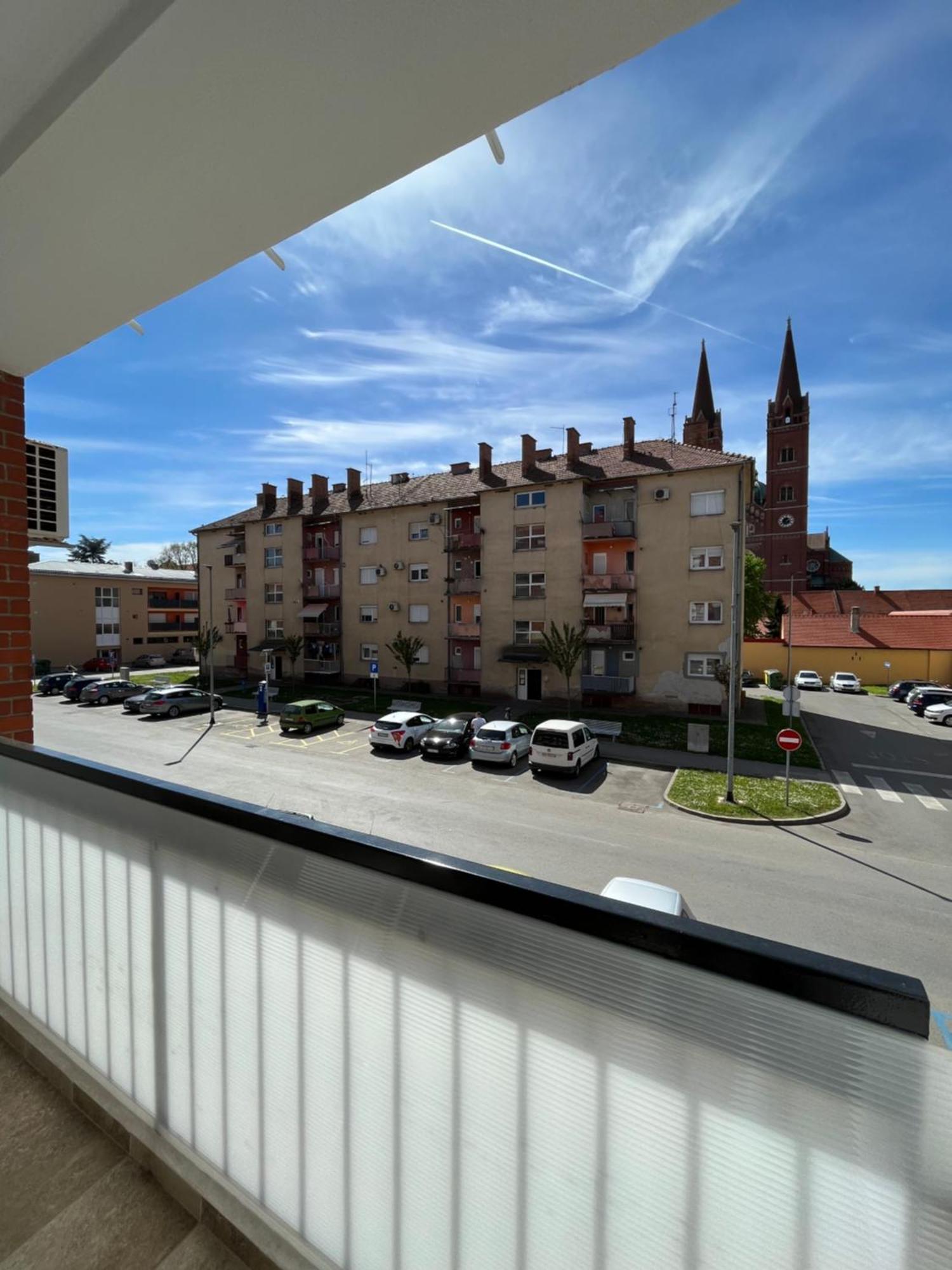 For5 Apartman Ðakovo Kültér fotó