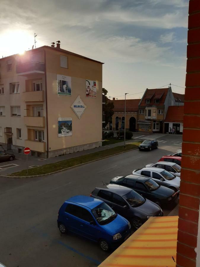 For5 Apartman Ðakovo Kültér fotó